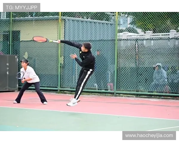 西安网球队荣登全国网球耐力排行榜第三名展现实力与拼搏精神 西安网球队荣登全国网球耐力排行榜第三名展现实力与拼搏精神