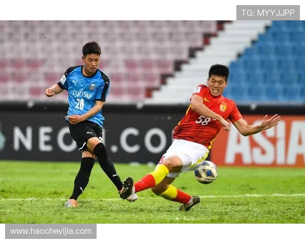 广州足球队意识争议引发热议球迷与专家观点碰撞解析